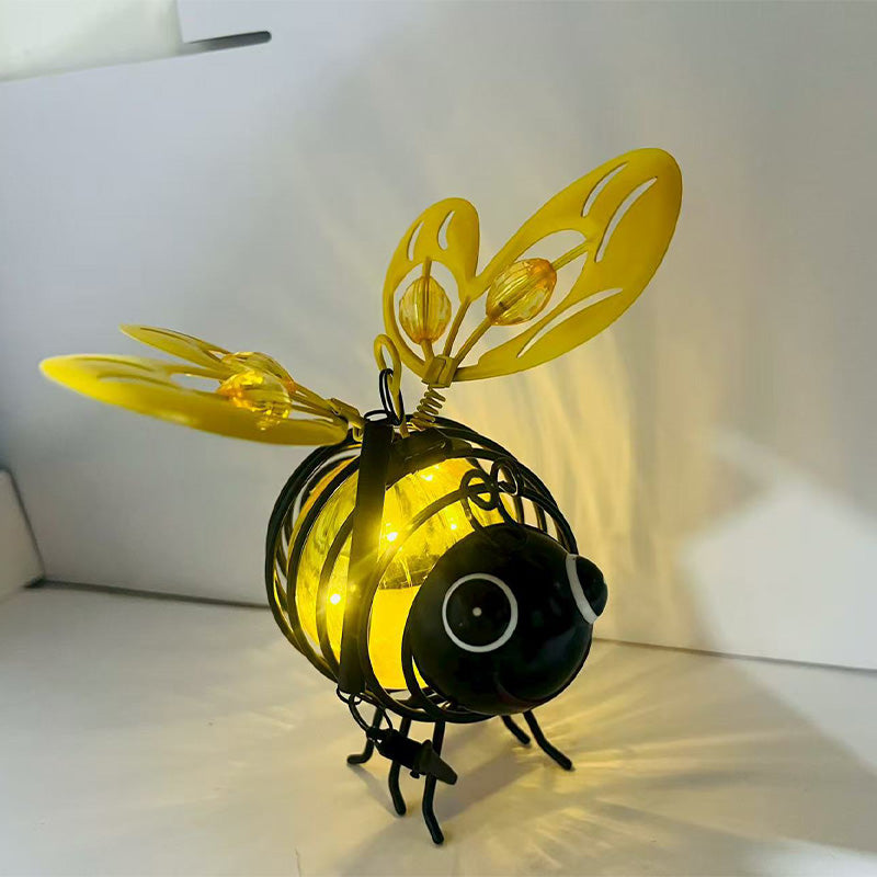 🌙🍃🪴 LIMITED-TIME 50% OFF! Hanging Solar Bee Light – Warm Amber Glow, Flicker-Free, Perfect for Garden Parties, Camping, or Kids' Rooms – Spread Joy Day and Night 🌞🌜
